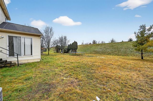 738 Arusha Drive, Pontiac, MI 48341