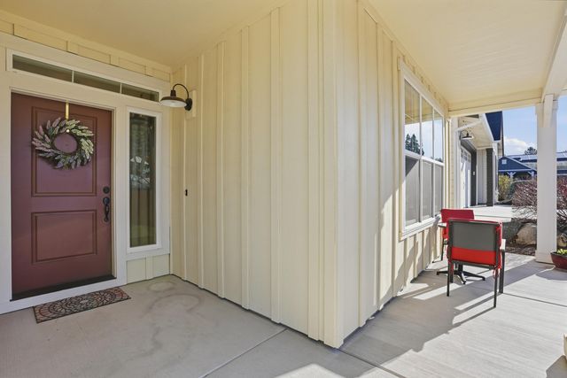 1227 NE Hoover Loop, Bend, OR 97701