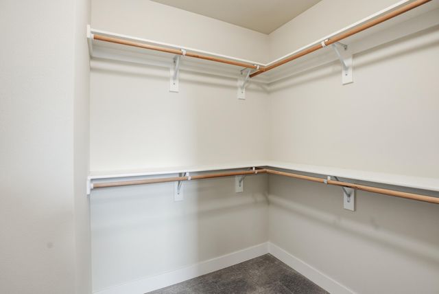 1227 NE Hoover Loop, Bend, OR 97701