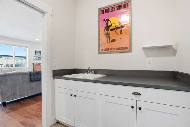 1227 NE Hoover Loop, Bend, OR 97701