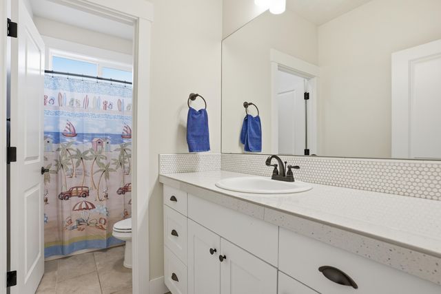 1227 NE Hoover Loop, Bend, OR 97701