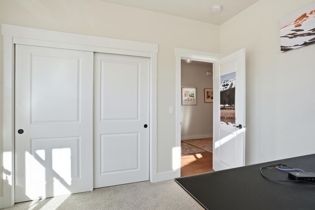 1227 NE Hoover Loop, Bend, OR 97701