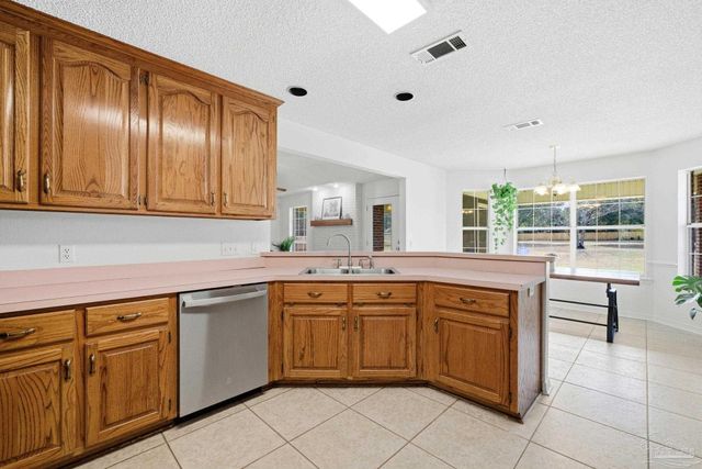 3745 Saddle Club Cir, Pace, FL 32571