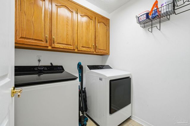 3745 Saddle Club Cir, Pace, FL 32571