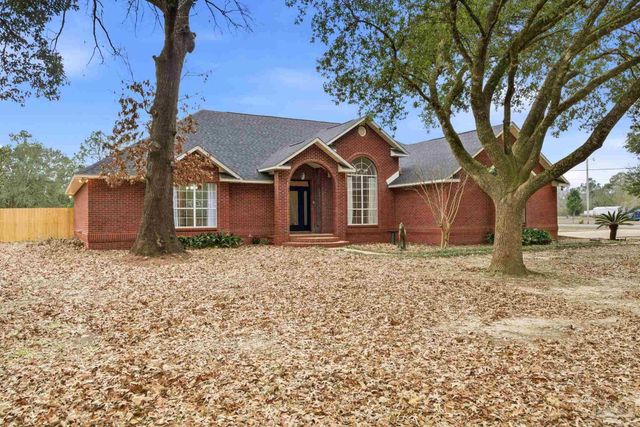 3745 Saddle Club Cir, Pace, FL 32571