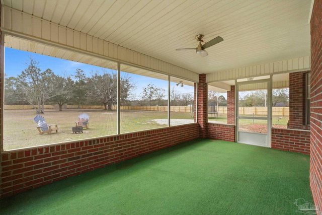 3745 Saddle Club Cir, Pace, FL 32571