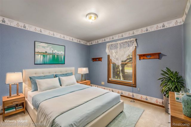 9494 Sashabaw Road, Independence Charter Township, MI 48348