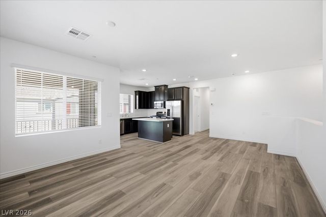 7330 North Decatur Boulevard 6, North Las Vegas, NV 89084