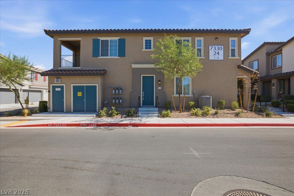 7330 North Decatur Boulevard 6, North Las Vegas, NV 89084