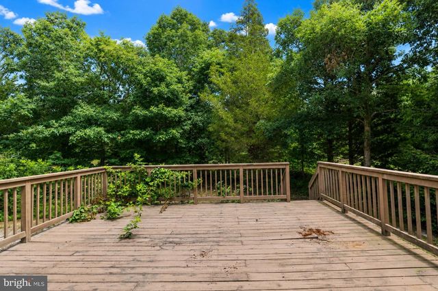 8 WINTERBERRY RD, Egg Harbor Township, NJ 08234