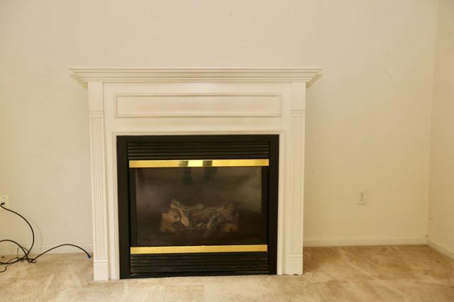 8 WINTERBERRY RD, Egg Harbor Township, NJ 08234