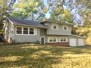 2308 CHAPEL HILL RD, Columbia, MO 65203