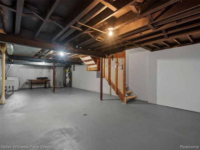 29448 El Dorado Plaza, Warren, MI 48088