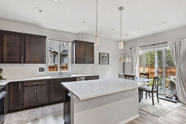 54 Basil Avenue, Shelton, WA 98584