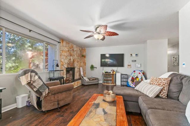 25119 Como Esta Court, Ramona, CA 92065