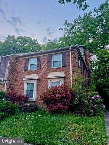 8002 BETHELEN WOODS LN, Springfield, VA 22153