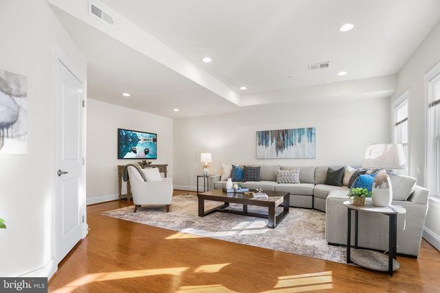 603 STONECLIFFE RD, Malvern, PA 19355