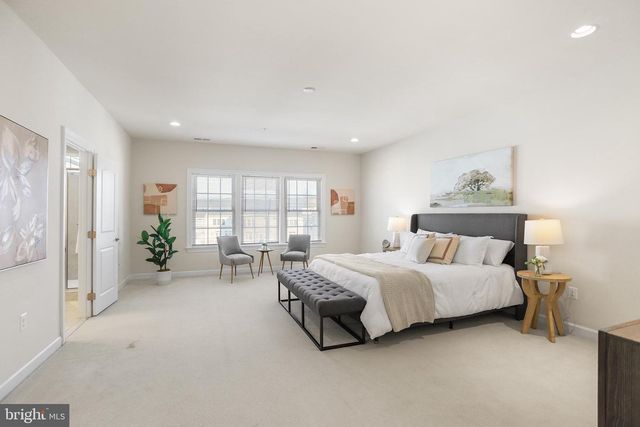 603 STONECLIFFE RD, Malvern, PA 19355