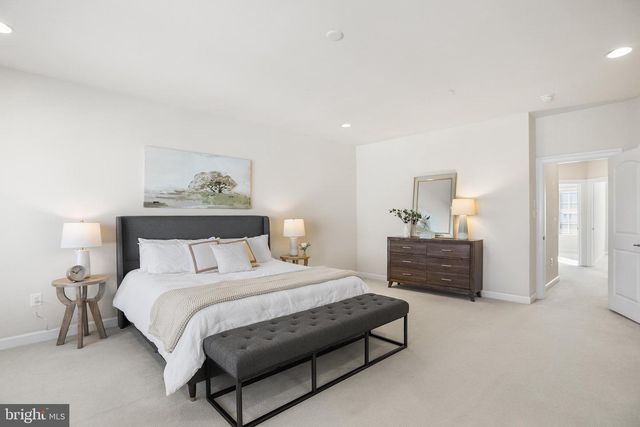 603 STONECLIFFE RD, Malvern, PA 19355