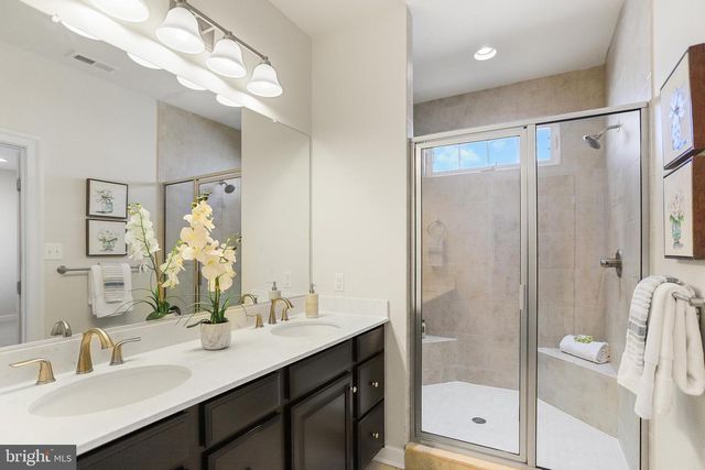 603 STONECLIFFE RD, Malvern, PA 19355