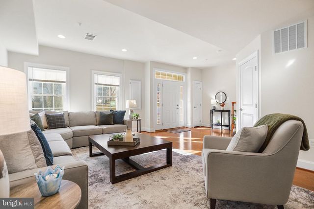 603 STONECLIFFE RD, Malvern, PA 19355