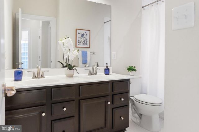 603 STONECLIFFE RD, Malvern, PA 19355