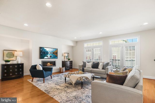 603 STONECLIFFE RD, Malvern, PA 19355