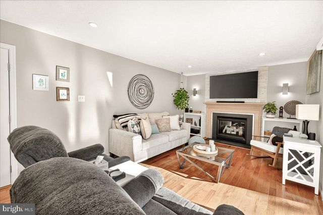 701 ANGELWING LN, Frederick, MD 21703