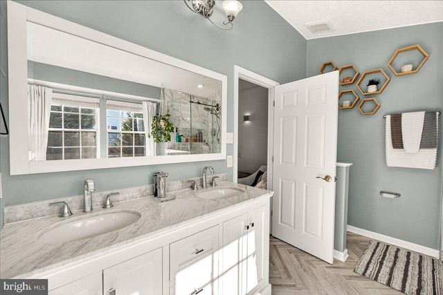 701 ANGELWING LN, Frederick, MD 21703