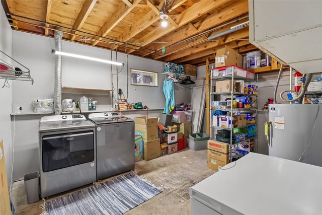 2229 Windflower Drive, Norwalk, IA 50211