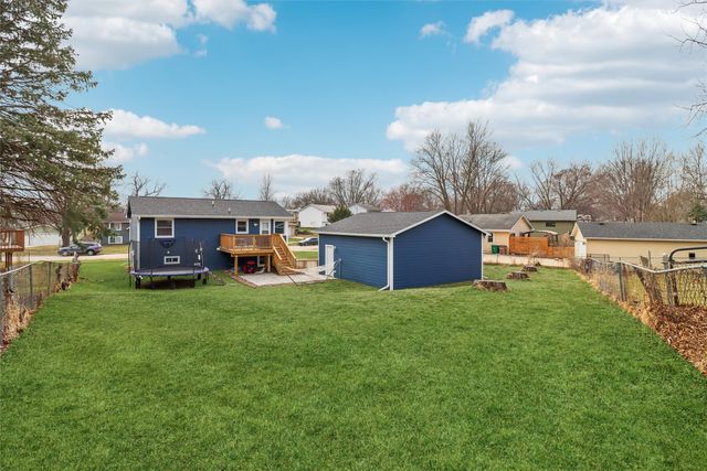 2229 Windflower Drive, Norwalk, IA 50211