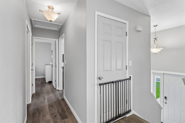 2229 Windflower Drive, Norwalk, IA 50211