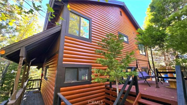 695 Grass Valley Road, Lake Arrowhead, CA 92352