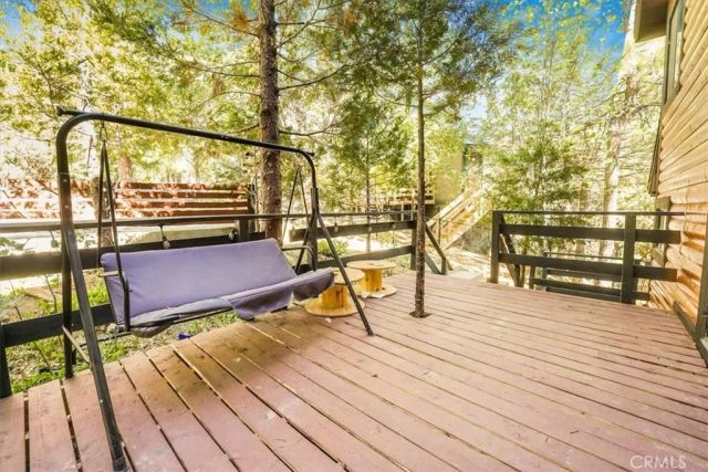 695 Grass Valley Road, Lake Arrowhead, CA 92352