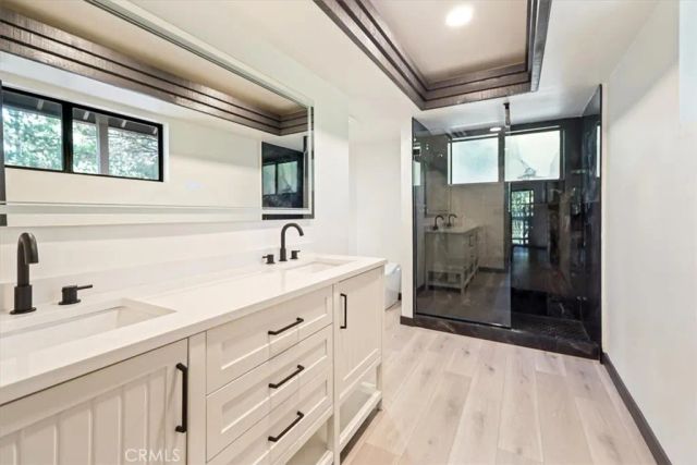 695 Grass Valley Road, Lake Arrowhead, CA 92352