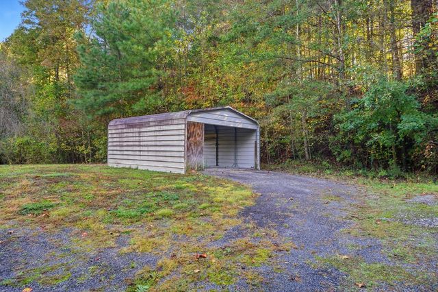 1907 John Call Road, Talking Rock, GA 30175