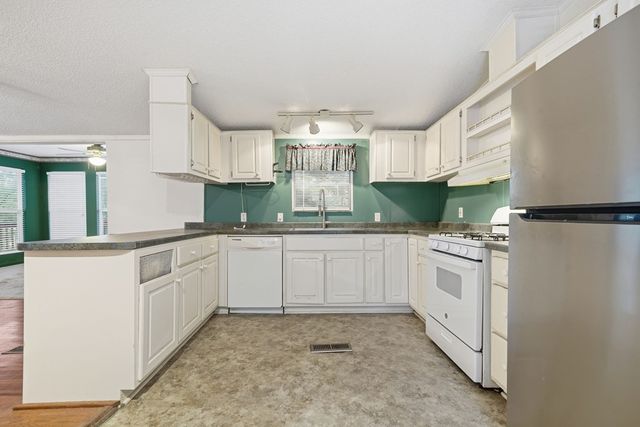 1907 John Call Road, Talking Rock, GA 30175
