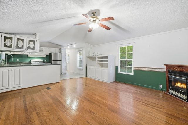 1907 John Call Road, Talking Rock, GA 30175