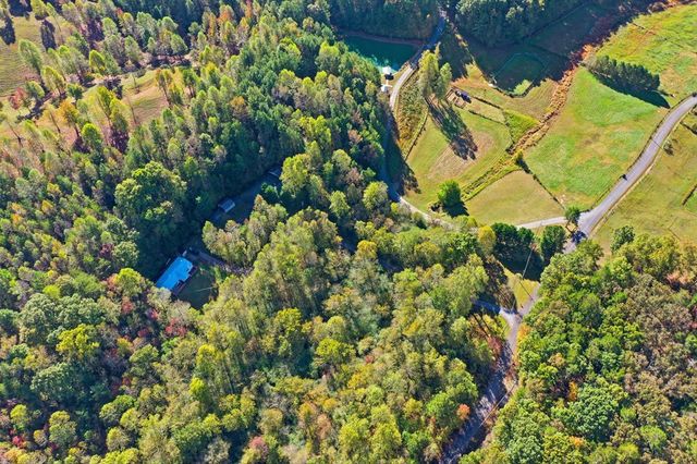 1907 John Call Road, Talking Rock, GA 30175