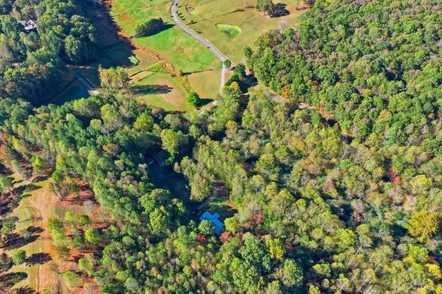 1907 John Call Road, Talking Rock, GA 30175