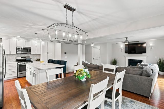 3 Andy Rd, Worcester, MA 01602