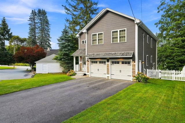 3 Andy Rd, Worcester, MA 01602