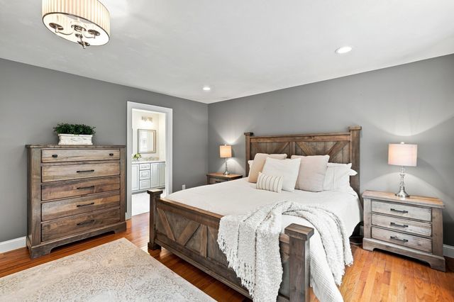 3 Andy Rd, Worcester, MA 01602