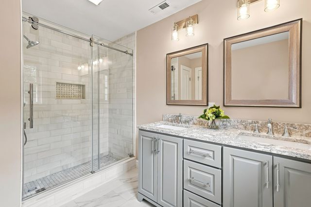 3 Andy Rd, Worcester, MA 01602