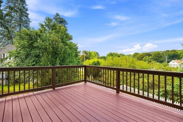 3 Andy Rd, Worcester, MA 01602