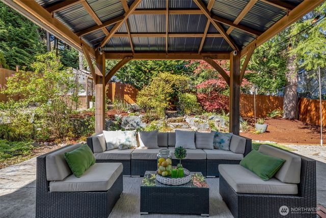 9236 NE 126th Place, Kirkland, WA 98034