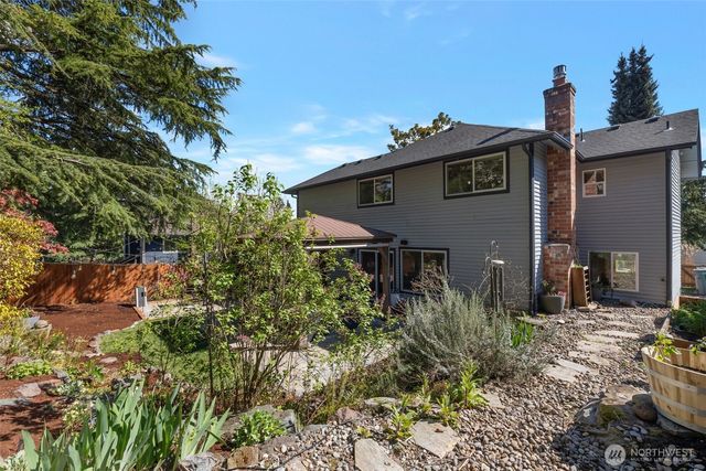 9236 NE 126th Place, Kirkland, WA 98034