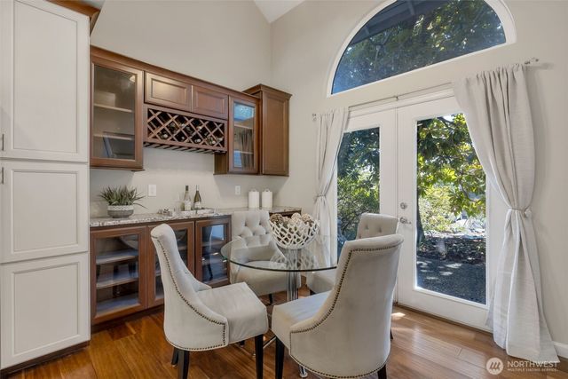 9236 NE 126th Place, Kirkland, WA 98034