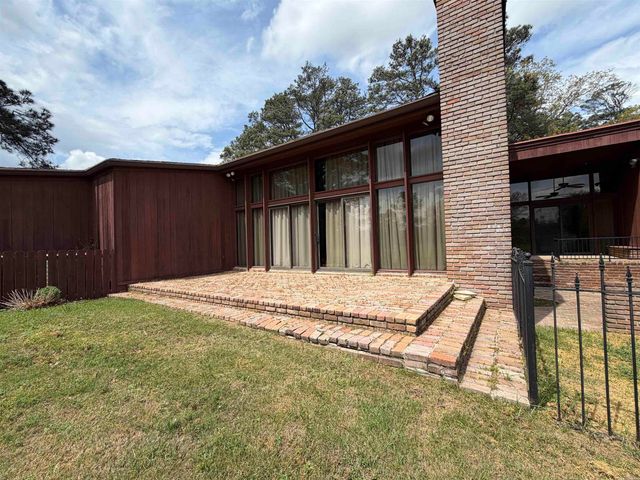 1206 W 46th, Pine Bluff, AR 71603