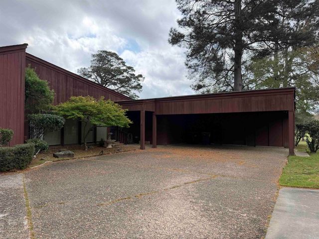 1206 W 46th, Pine Bluff, AR 71603